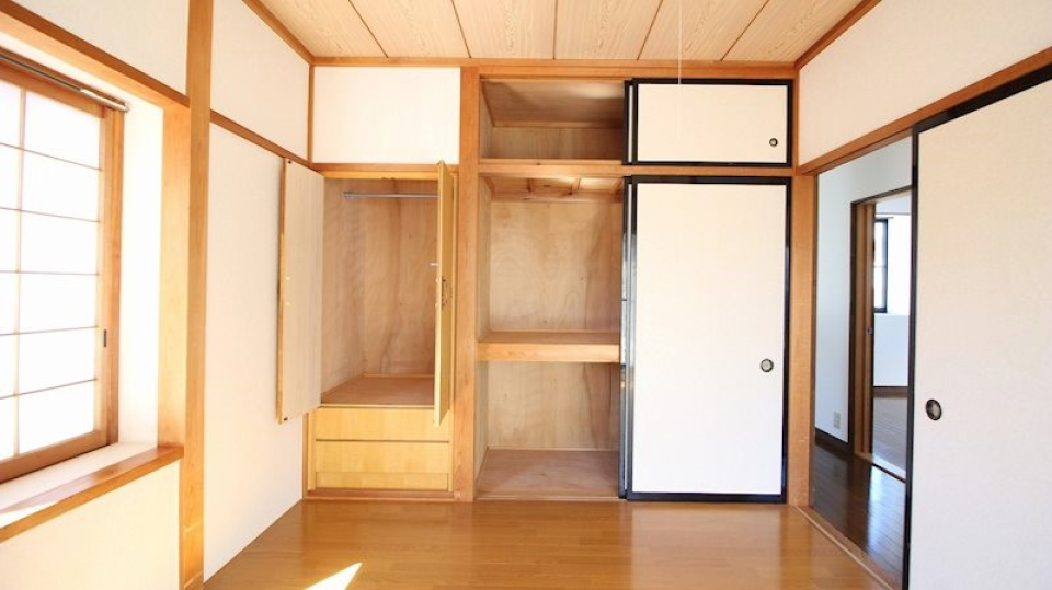 押し入れも付いているので収納バッチリ