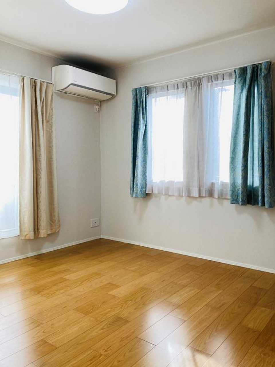 洋室は4部屋あります。