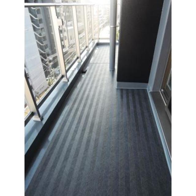 バルコニーの様子。※写真は同タイプ住戸です。