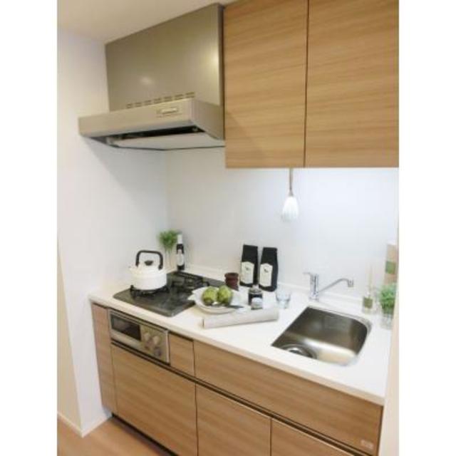 2口コンロのキッチンが導入されています。※写真は同タイプ住戸です。