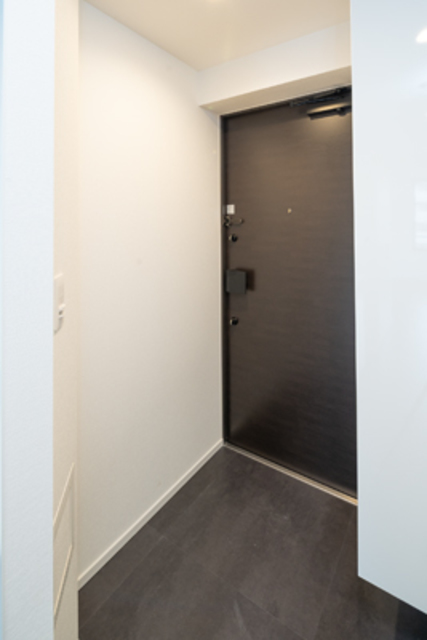 玄関にはシューズボックスもついています
※写真は同タイプ住戸です。