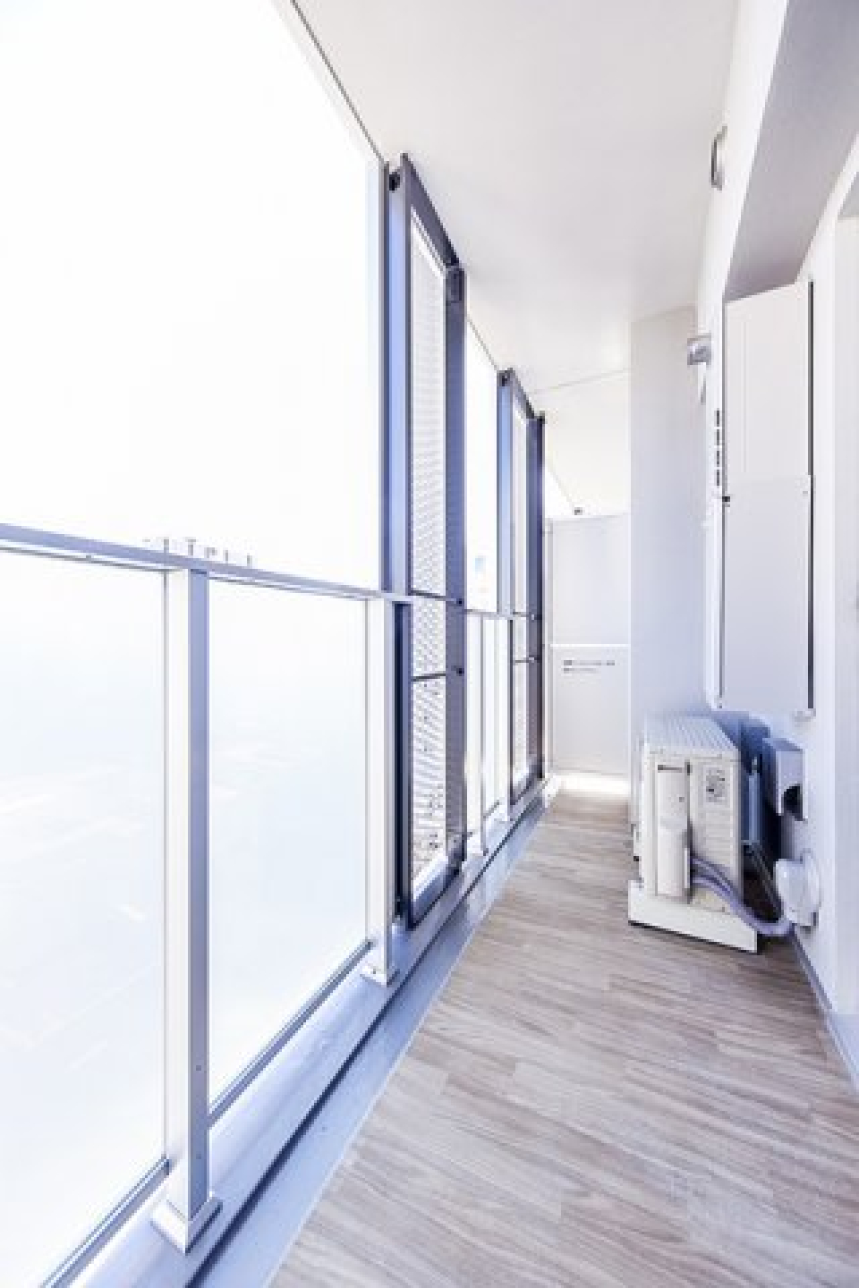 バルコニーの様子。※写真は同タイプ住戸です。