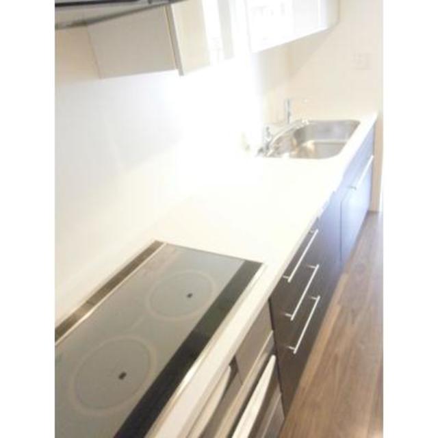 キッチンはIHコンロ※写真は同タイプ住戸です。