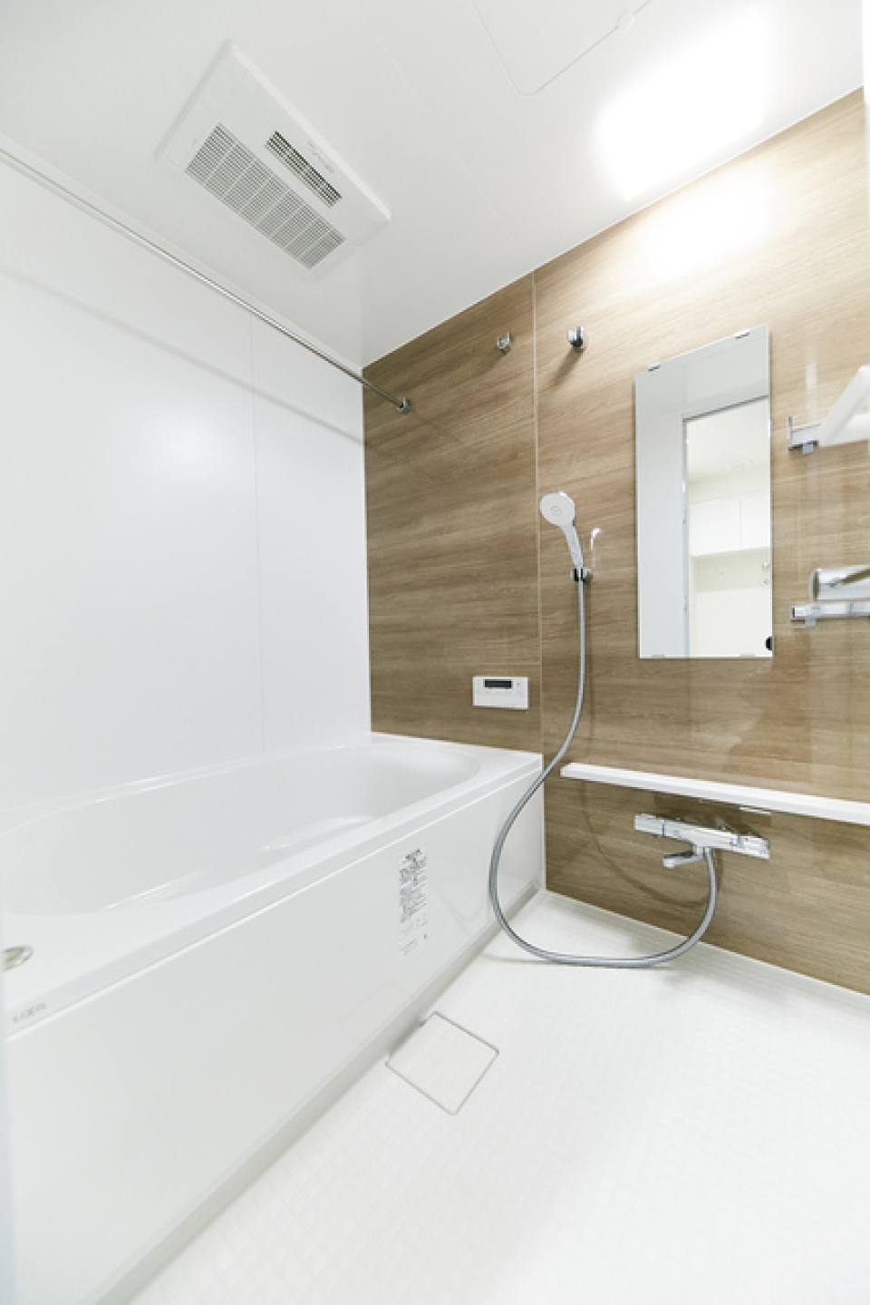 お風呂はシンプル
※写真は同タイプ住戸です。