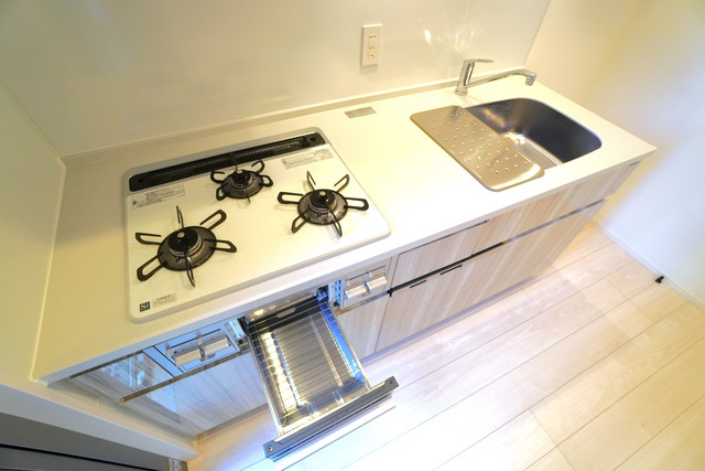 ３口コンロで料理もはかどる※写真は同タイプ住戸です。