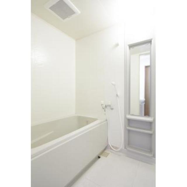 バスルーム※写真は同タイプ住戸です。