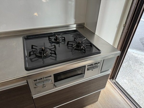 ３コンロで料理がはかどる