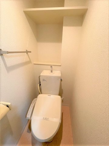 シンプルなトイレです。