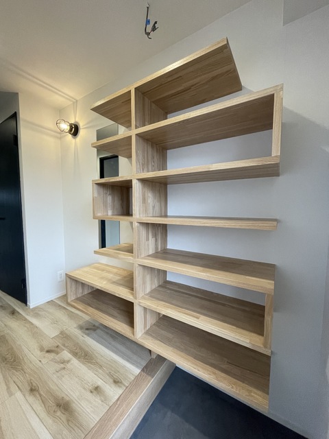 シューズラックは見せるタイプ
※802号室の写真