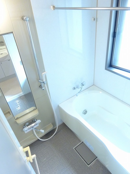 お風呂はシンプル