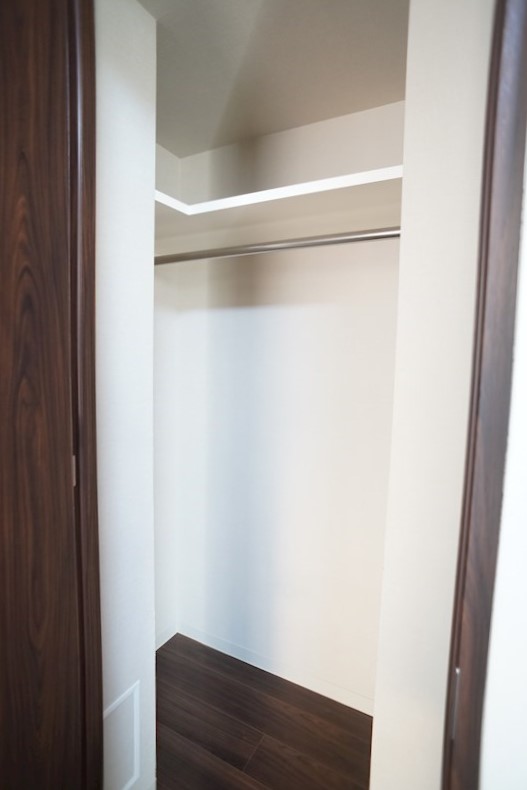 洋室②の収納スペースはこんな感じ