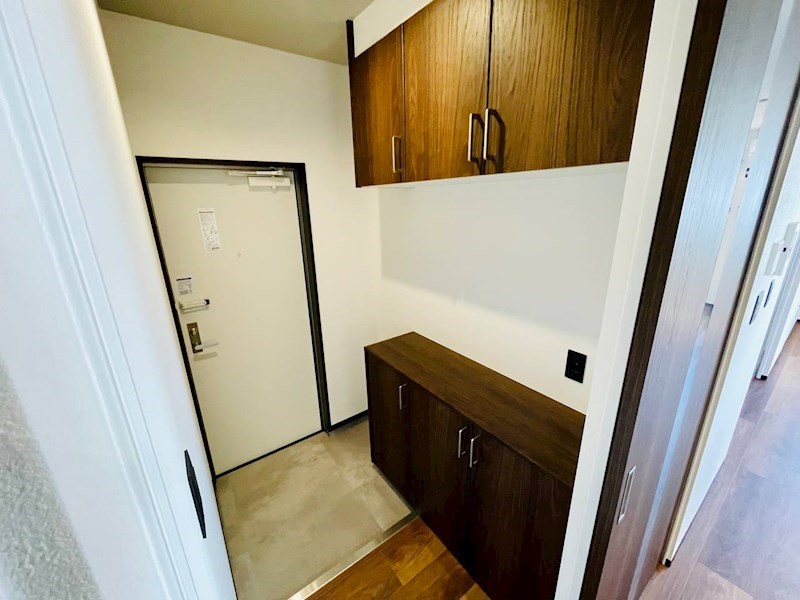 シューズボックス付きの玄関