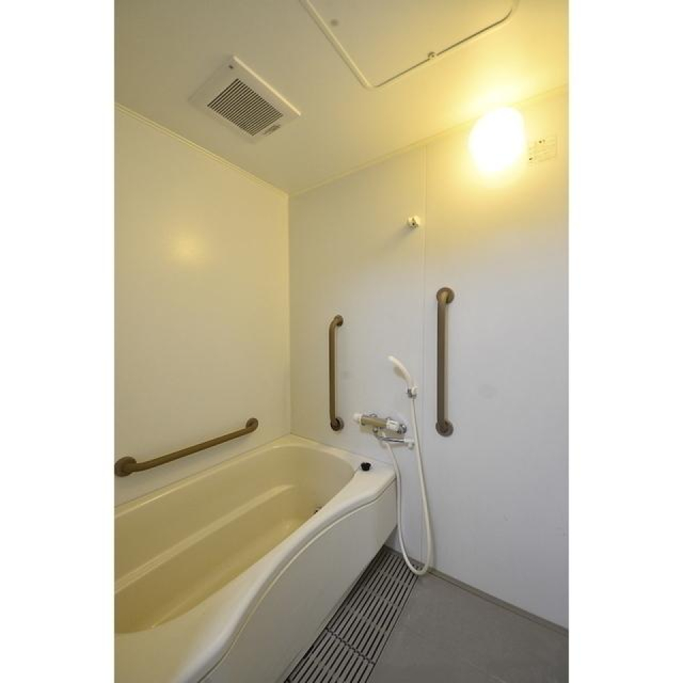 浴室の様子です。