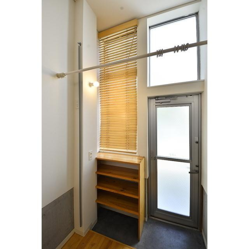 玄関にはシューズボックスもあります。