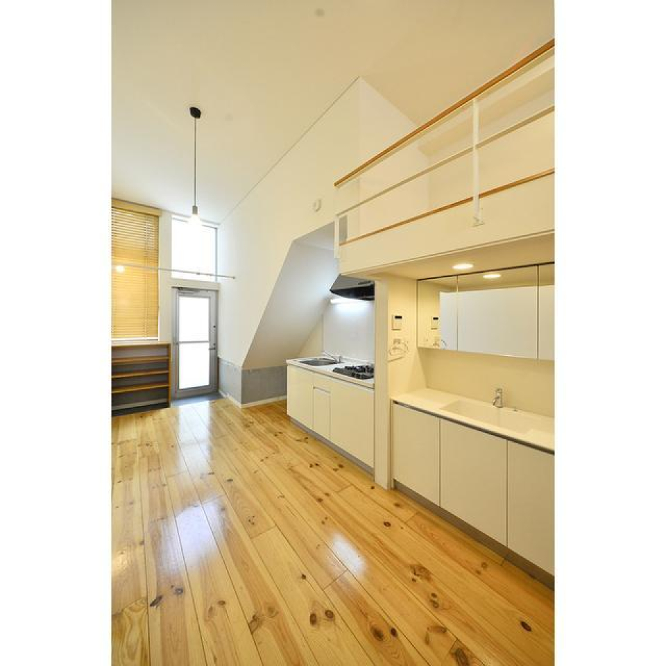 玄関が見えます。