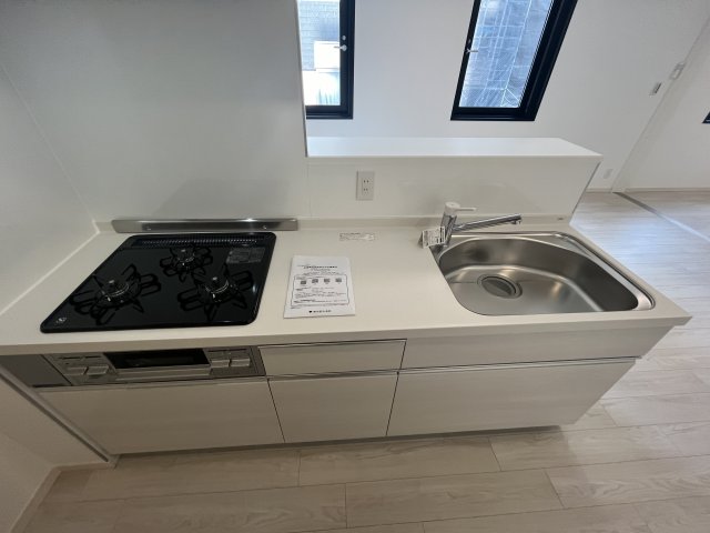３口のガスコンロが導入されています。