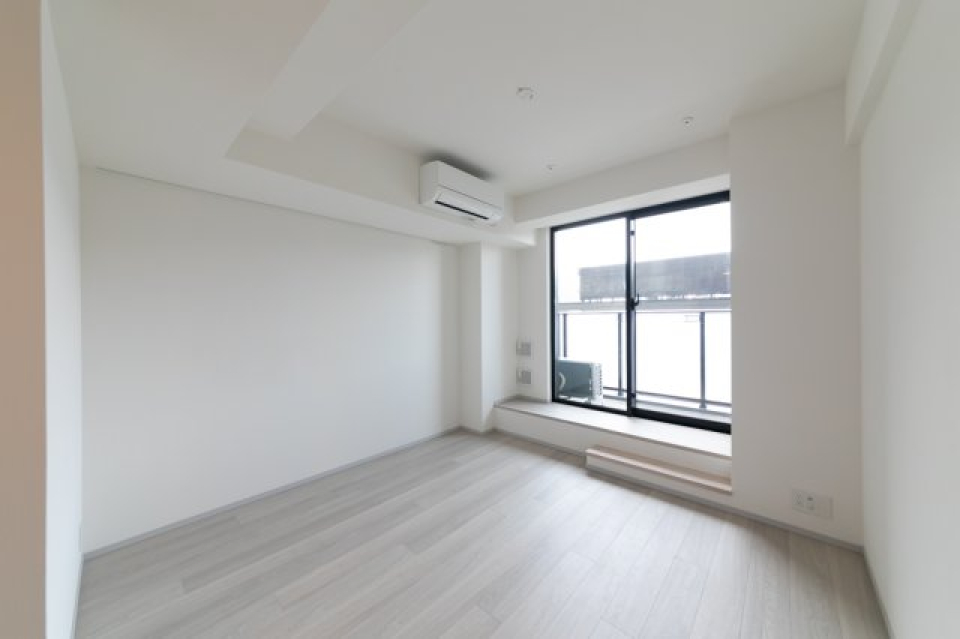 バルコニーへのアクセスができます。