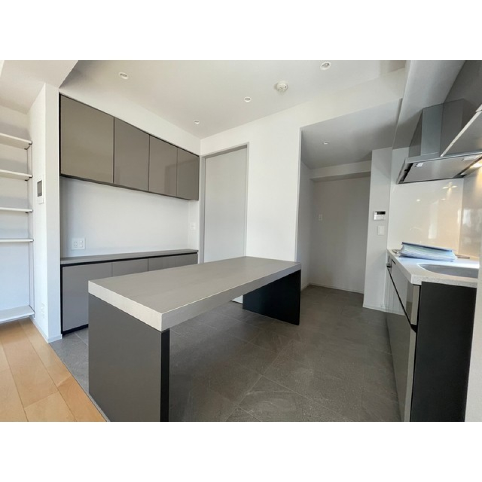 カウンターも付いたキッチンの様子です。