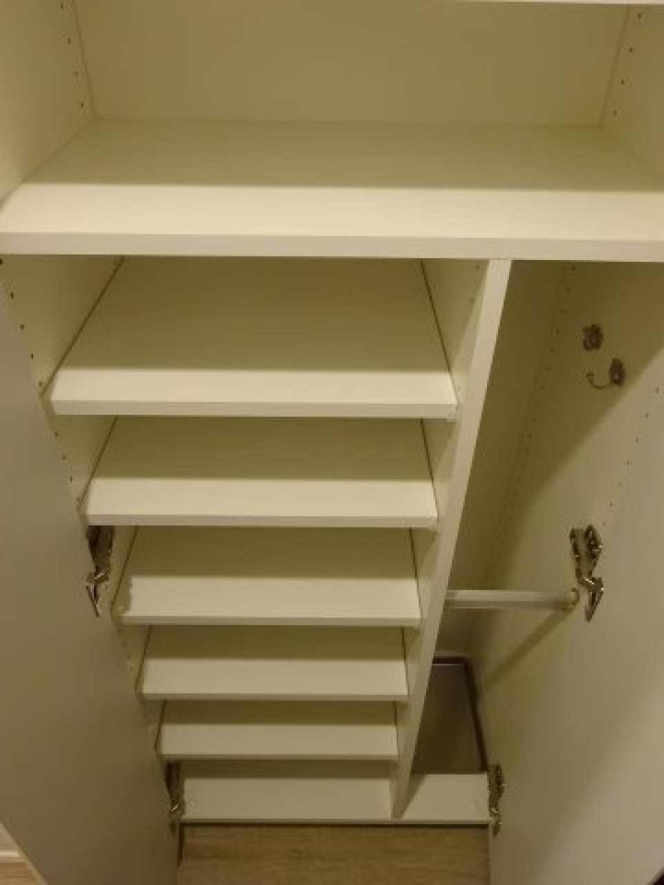 収納を開けた時の様子。