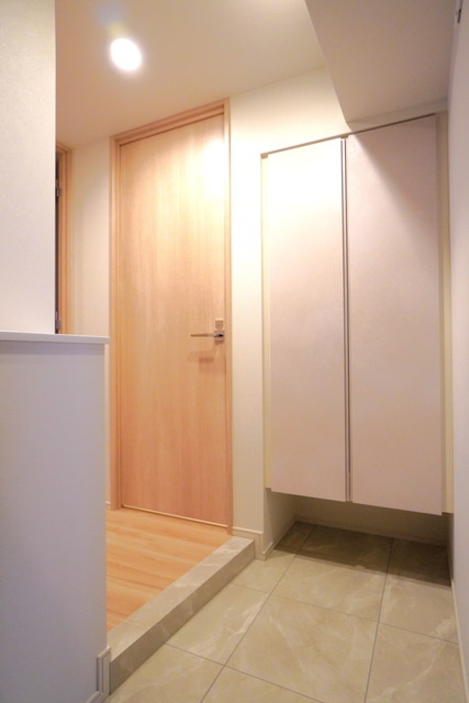 玄関※写真は同タイプ住戸です。