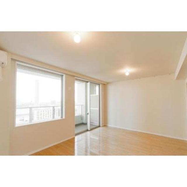 日当たりのいい明るいお部屋です※写真は同タイプ住戸です。