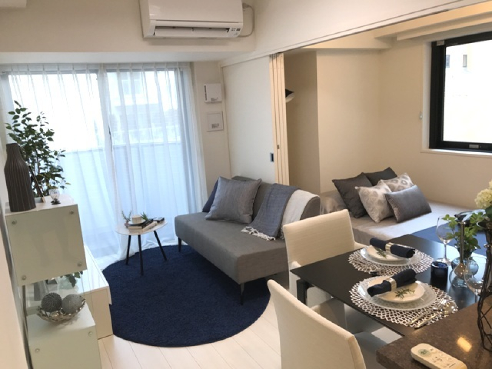 白を基調にしたお部屋なので、どんな雰囲気にもマッチします※家具はついてきません※写真は同タイプ住戸です。