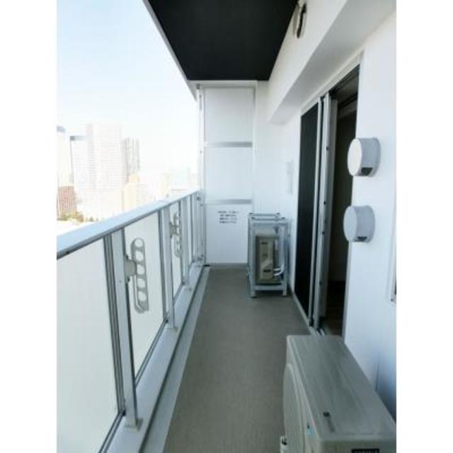 ベランダ付き
※写真は同タイプ住戸です。