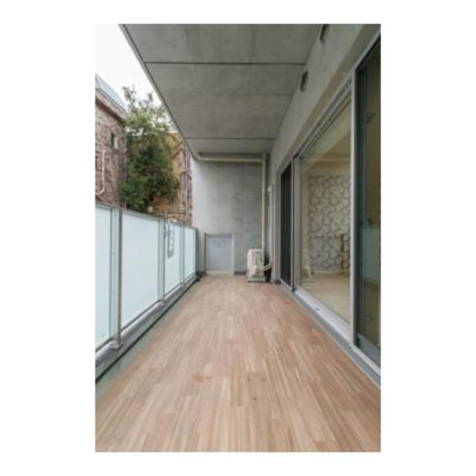 広々バルコニーでホッと一息※写真は同タイプ住戸です。