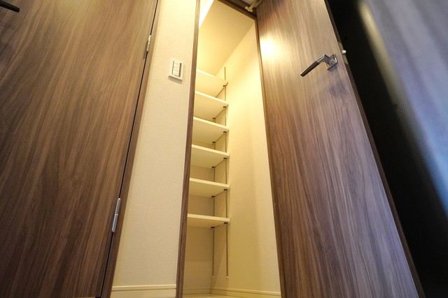 シューズクローゼットあります※写真は同タイプ住戸です。