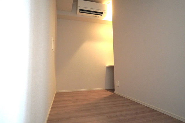 こちらは何度としても使用できる2.8帖の部屋※写真は同タイプ住戸です。