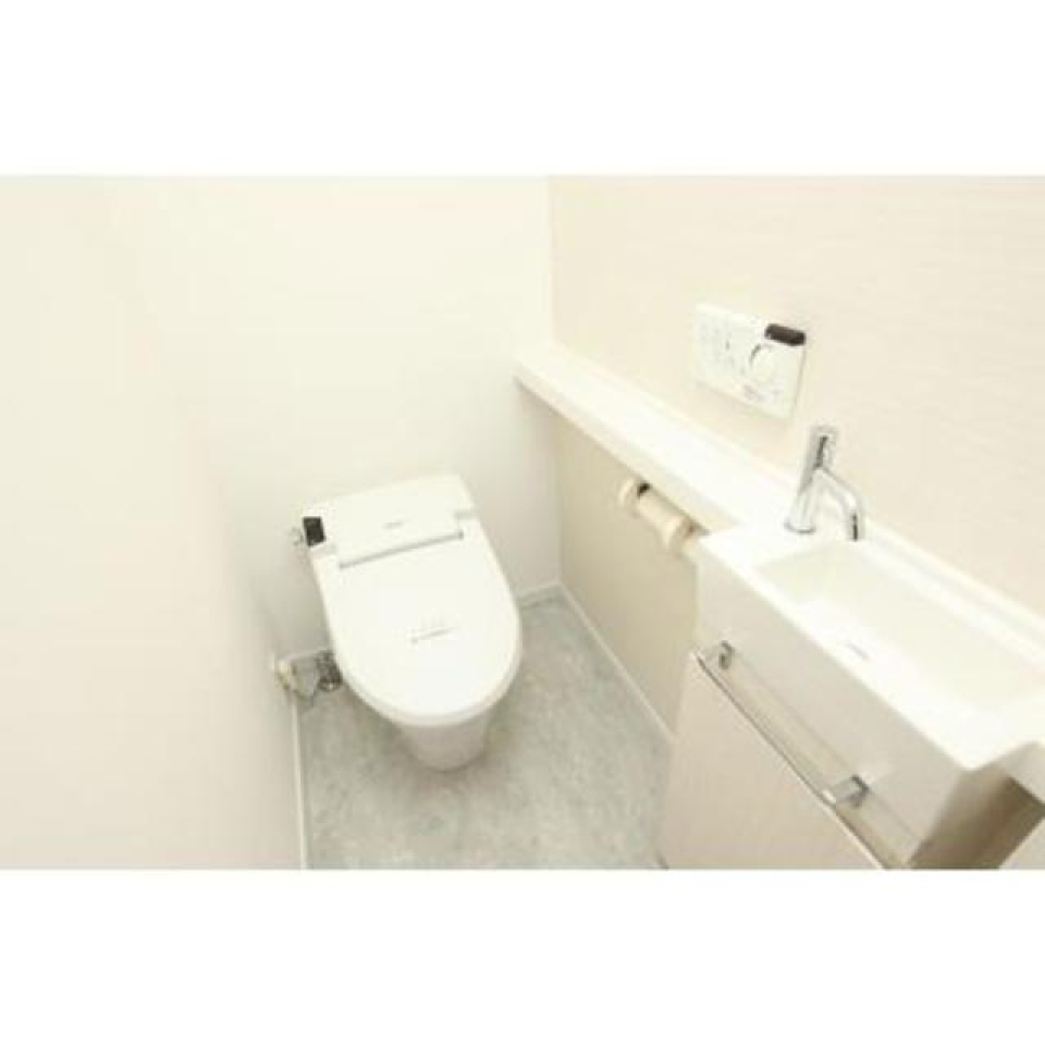 トイレ※写真は同タイプ住戸です。