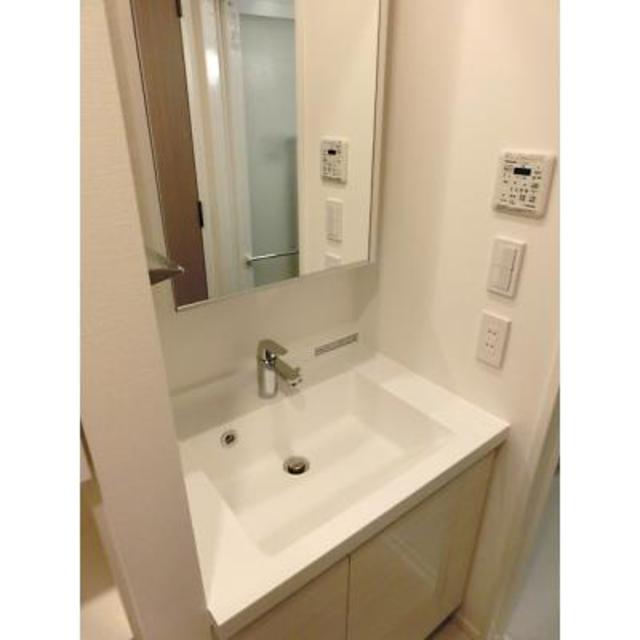 洗面台※写真は同タイプ住戸です。