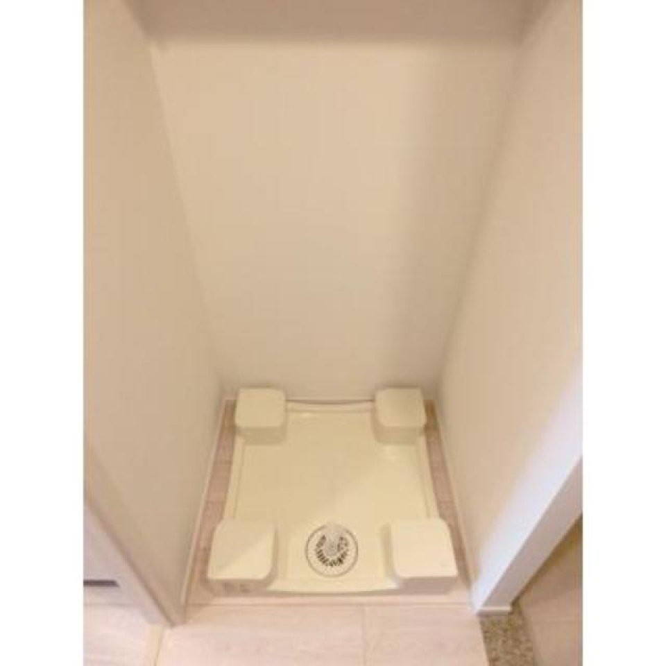 洗濯機置き場※写真は同タイプ住戸です。