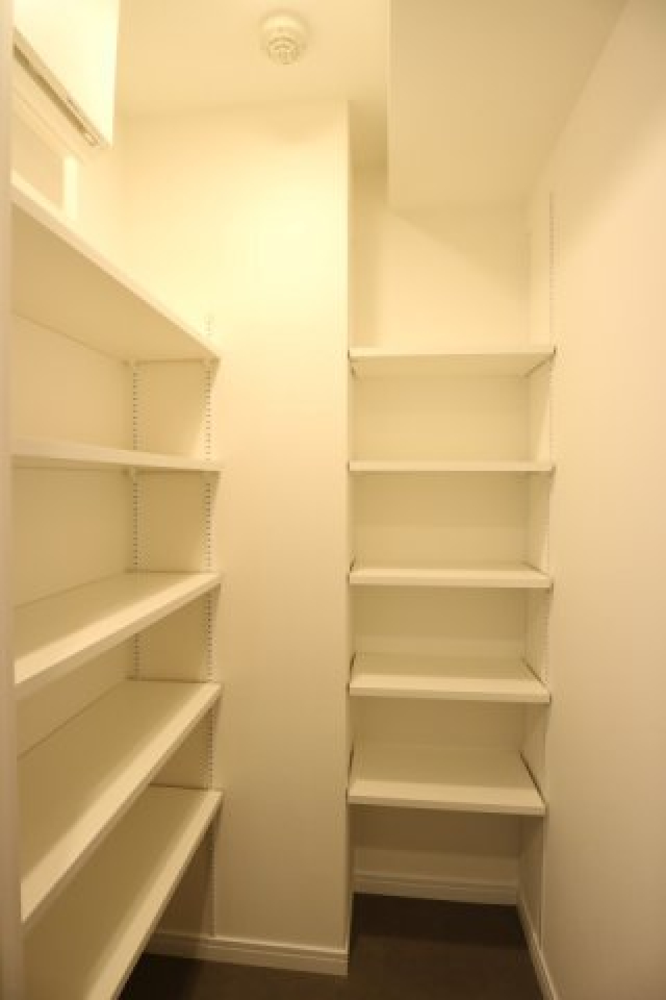 シューズクローゼットあります