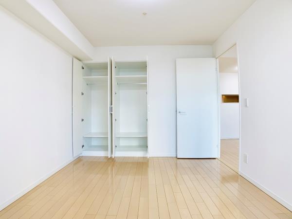 クローゼットあります