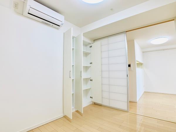 クローゼットあります