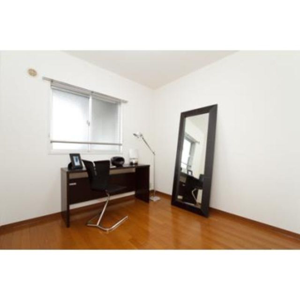 5.0帖の洋室の様子です。※写真は同タイプ住戸です。