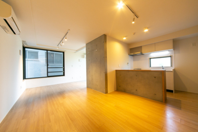 13.8帖のLDK。※写真は同タイプ住戸です。