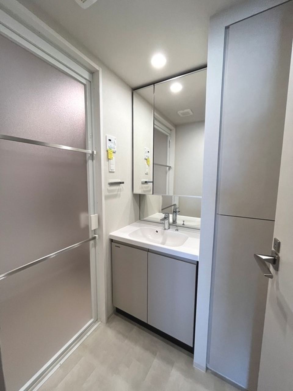 嬉しい独立洗面台。※写真は同タイプ住戸です。