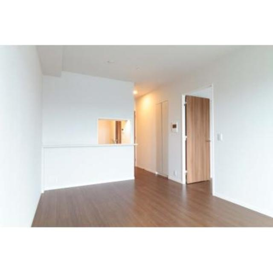 LDKは10帖※写真は同タイプ住戸です。