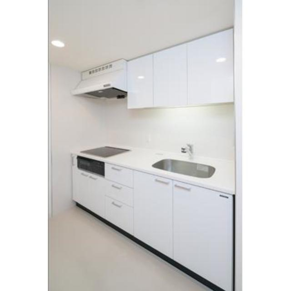 真っ白いキッチン※写真は同タイプ住戸です。