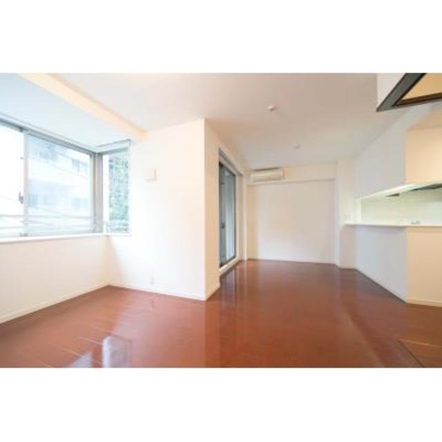 １３．８帖のリビングダイニングです。※写真は同タイプ住戸です。