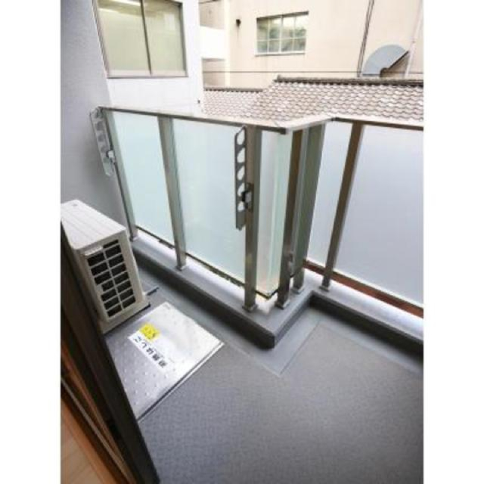 バルコニーの様子。※写真は同タイプ住戸です。