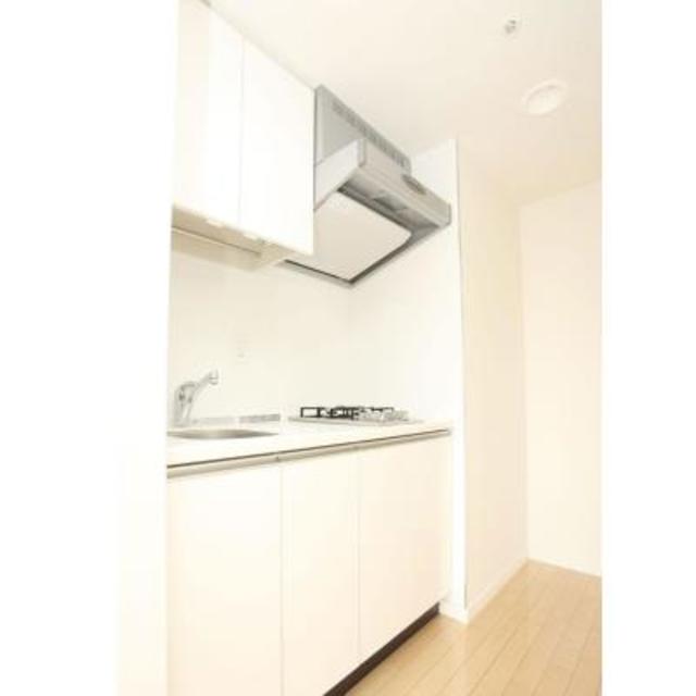 真っ白なキッチン
※写真は同タイプ住戸です。