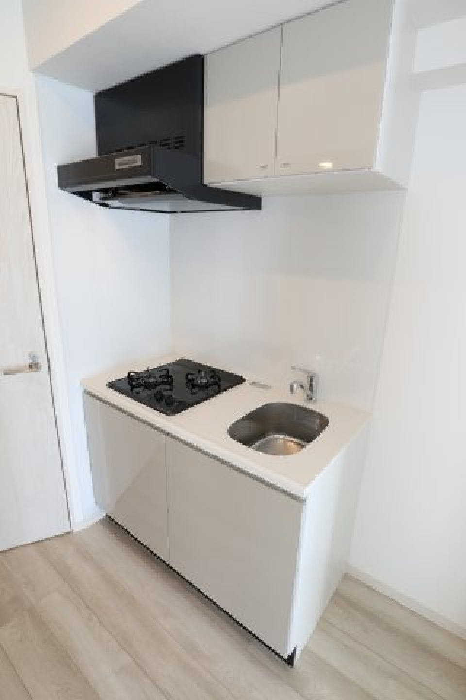 上に収納もあります
ログ代々木　参考写真