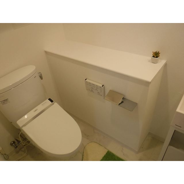 この横の棚！使い勝手が良さそう！漫画置けちゃう！？
※写真はモデルルームのイメージです。