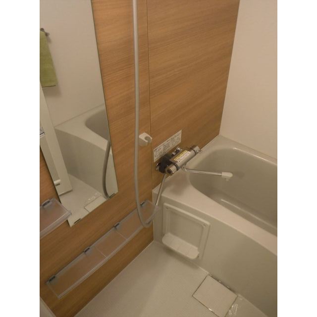 温もりのあるアクセントウォールで癒し空間！
※写真はモデルルームのイメージです。