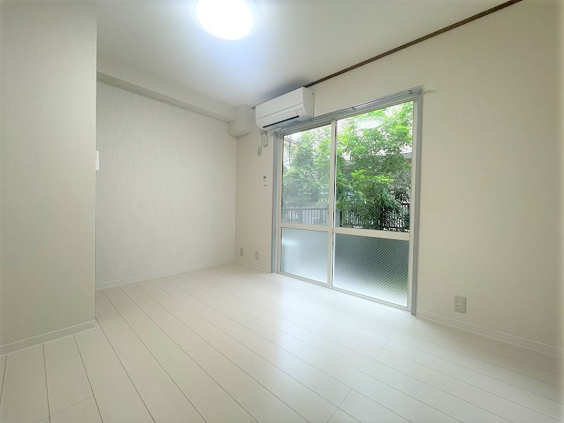 6.0帖の洋室です。