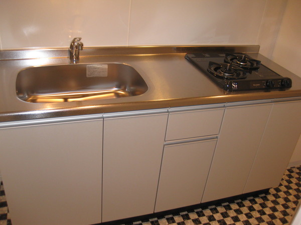 1Kでこのシンクの大きさは素晴らしい！お料理の腕がなっちゃう！