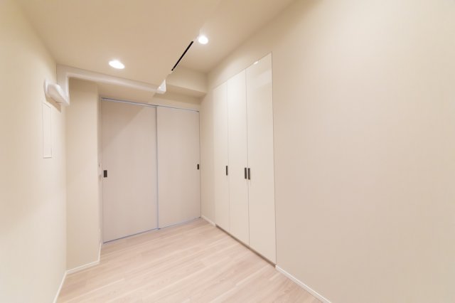 ４．０帖と５．０帖の洋室です。